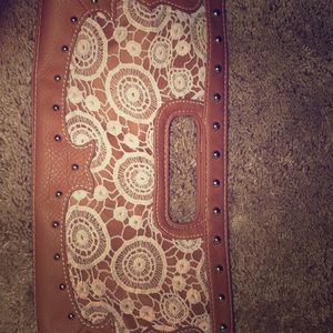Lace clutch